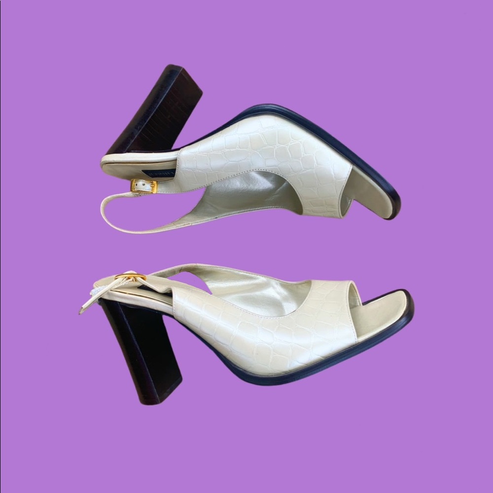 Square toe heels